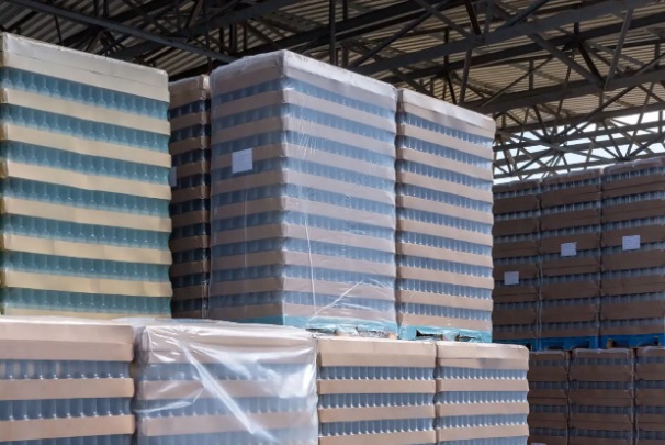 Jak kaptury foliowe wspierają produkcję materiałów budowlanych?