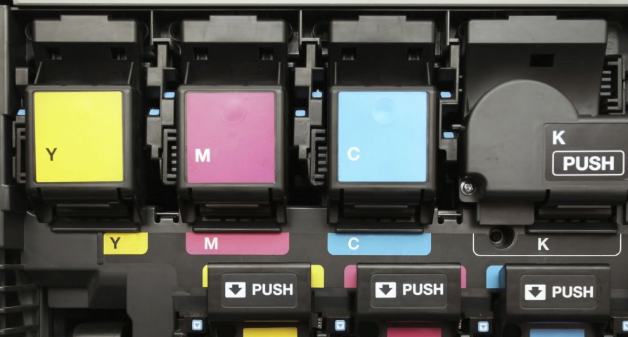 Dlaczego certyfikowany producent tonerów to gwarancja bezpieczeństwa dla drukarki?