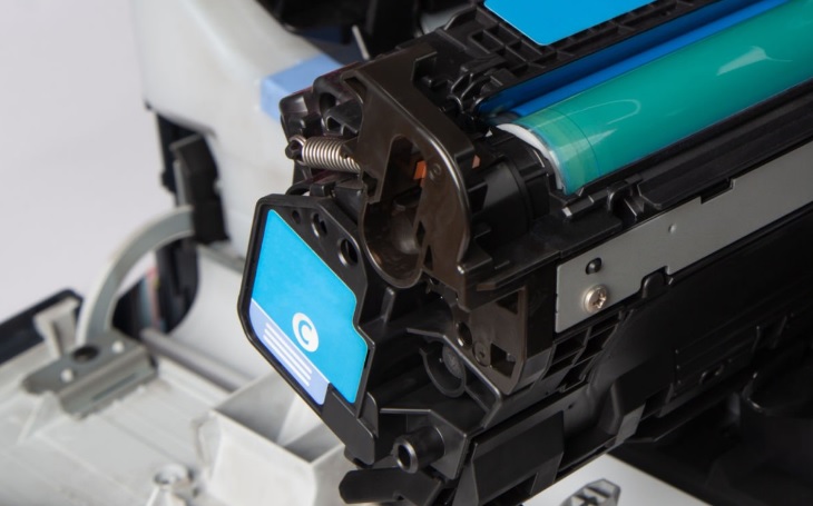 Czy producent tonerów bez certyfikatów może uszkodzić Twoją drukarkę?