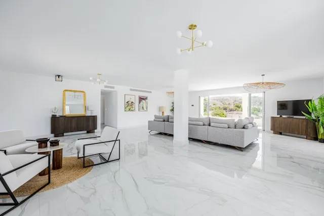 Jakie detale wykończeniowe zdradzają jakość mebli luksusowych?